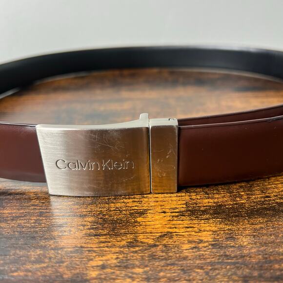 Calvin Klein Synthetic Leather Reversible Belt Black/Brown L 38-40 Old Money - Picture 3 of 6